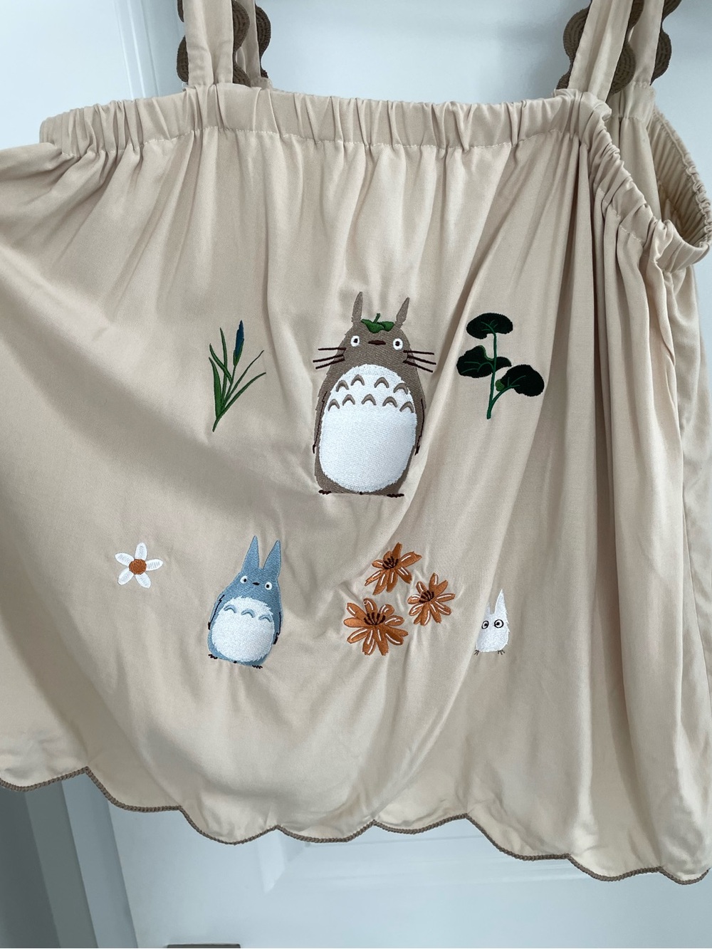 Studio Ghibli My Neighbor Totoro Embroidered Top Womens XL Sleeveless - Picture 7 of 12